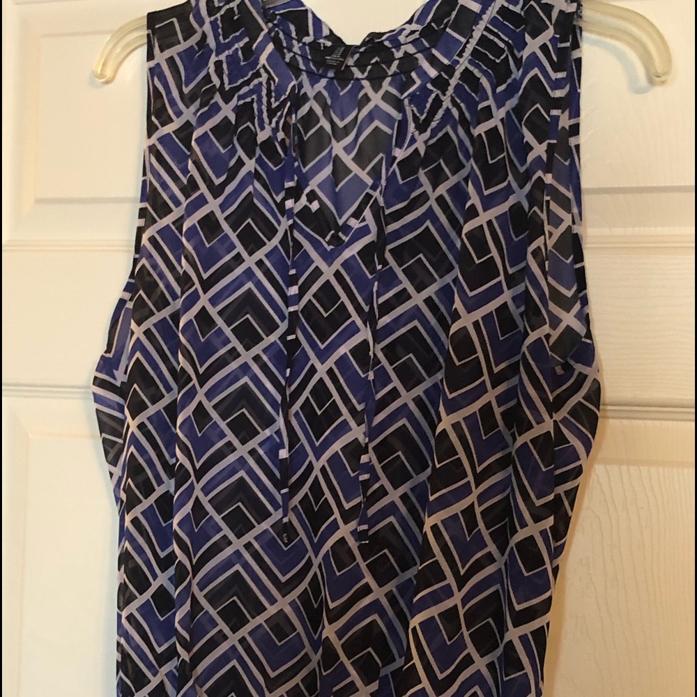Gap Sleeveless Shirt